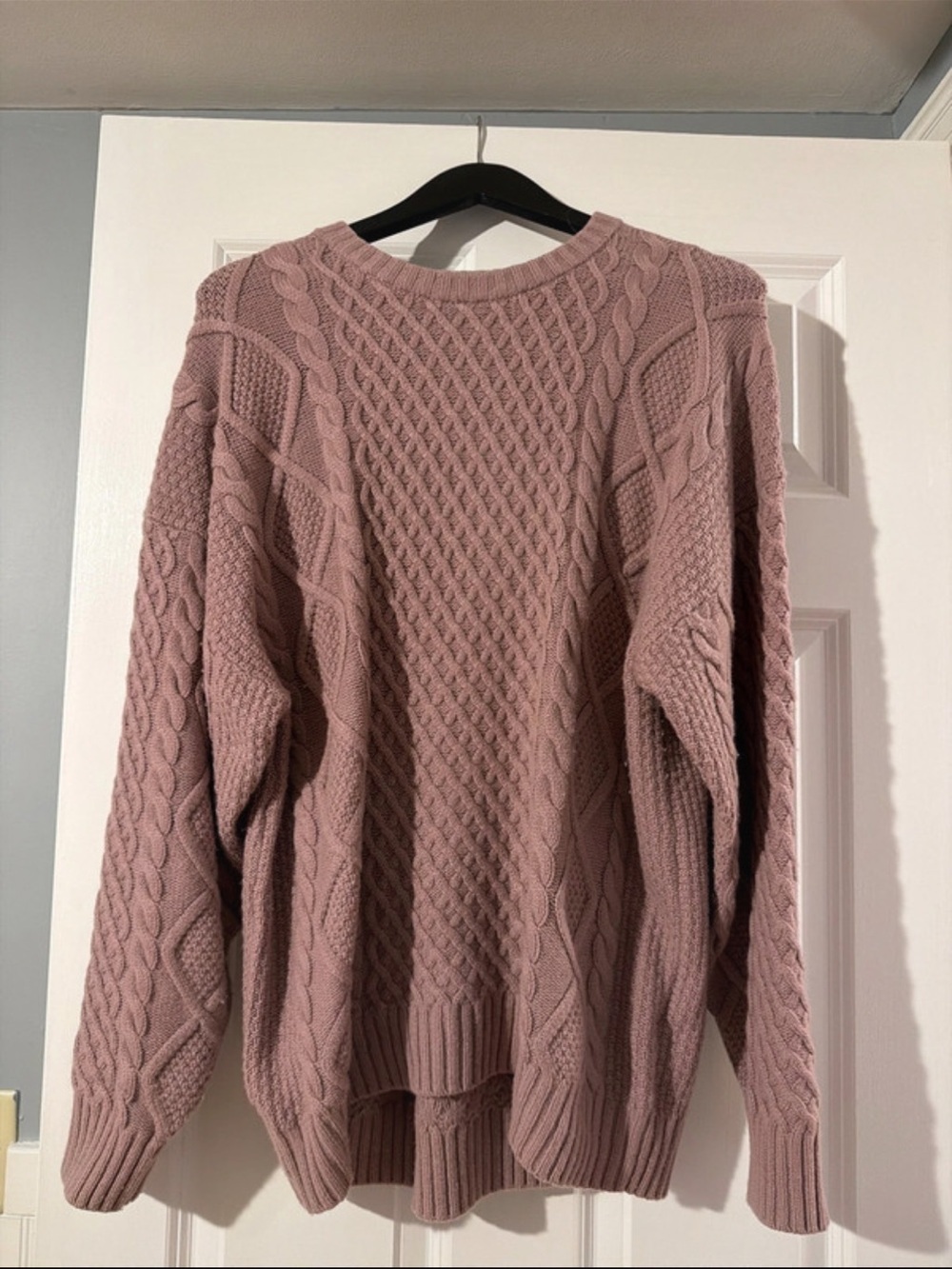 Aritzia Sunday Best Peggy Sweater size S